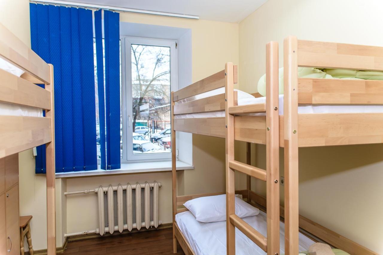 Botanic Globus Hostel Kyiv Exterior photo
